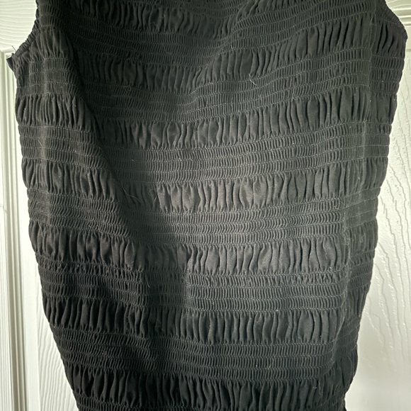 H&M textured tank - Picture 2 of 3